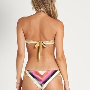 Like New! Billabong Shady Lane Hawaii Lo Bikini Bottoms